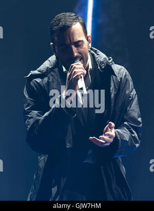 Marco Mengoni perofrms en concert au Zenith avec : Marco Mengoni Où : Rome, Italie Quand : 12 mai 2016 Credit : IPA/WENN.com **Uniquement disponible pour publication au Royaume-Uni, USA, Allemagne, Autriche, Suisse** Banque D'Images