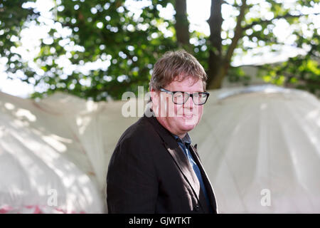 Edinburgh, Royaume-Uni. Août 18, 2016. Edinburgh International Book Festival 6e jour. Edinburgh International Book Festival a lieu à Charlotte Square Gardens. Édimbourg. Photo James Runcie. Credit : Pako Mera/Alamy Live News Banque D'Images