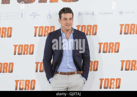 Toro' photocall à Madrid comprend : Mario Casas Où : Madrid, Espagne Quand : 19 Avr 2016 Banque D'Images