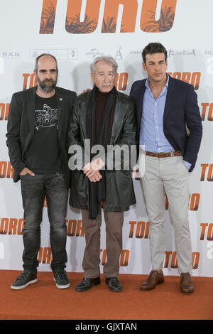 Toro' photocall à Madrid avec : Luis Tosar, Jose Sacristan, Mario Casas Où : Madrid, Espagne Quand : 19 Avr 2016 Banque D'Images