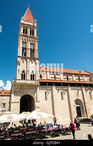 Cathédrale de St Lawrence Trogir, Croatie construit dans le style romano-gothique Banque D'Images
