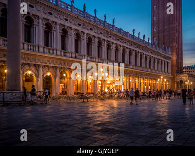 La Place St Marc au crépuscule. Venise, Italie. Banque D'Images