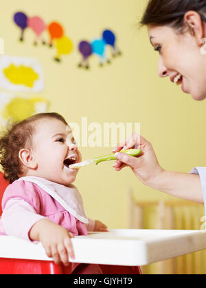 Aliment alimentaire femme Banque D'Images