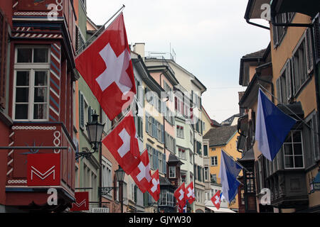 Drapeau suisse à Zurich Banque D'Images