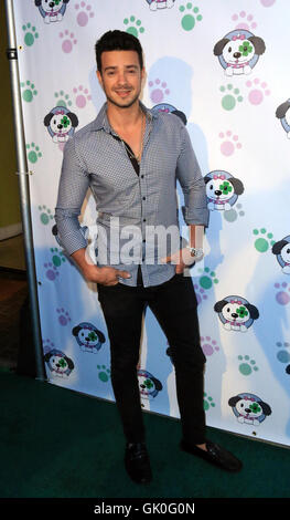 Dawgs sale Nuit de comédie Fundraising Tapis Vert En vedette : Aaron Lee Où : Studio City, California, United States Quand : 19 Avr 2016 Banque D'Images