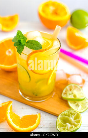 Mojito Cocktail Orange Banque D'Images