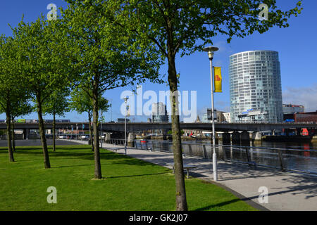 L'Obel Tower, River Lagan, Belfast Banque D'Images