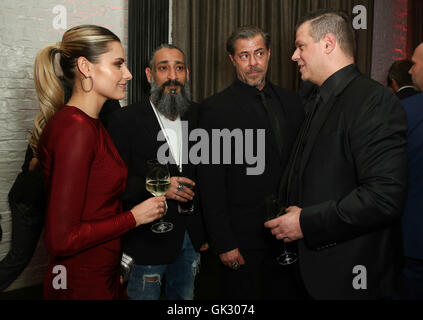 La Telekom 'nuit' divertir plat tapis magenta arrivées au Zoo à Charlottenburg. Avec : Sophia Thomalla Où : Berlin, Allemagne Quand : 28 Avr 2016 Banque D'Images