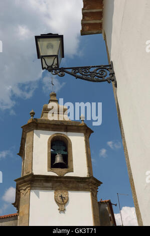 Bell Tower. São João da Pesqueira hameau. La Vallée du Douro. Le Portugal. L'Europe Banque D'Images