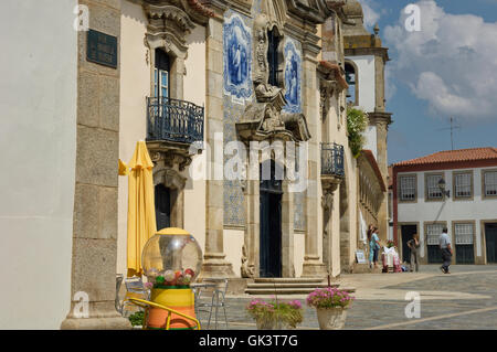 Chapelle de São João da Pesqueira hameau. La Vallée du Douro. Le Portugal. L'Europe Banque D'Images