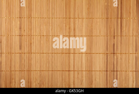 En bois naturel marron beige tapis bambou texture de fond avec planches verticales, Close up Banque D'Images