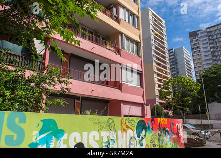 Bagnolet, France, Paris des années 1960 murs de banlieue scène de rue, architecture moderne, Conseil logement social projets immobiliers tours 'Capsulerie' design quartier de banlieue des années 1960, bâtiments urbains, banlieue française résidentiel, logement de pauvreté france, banlieue française Banque D'Images