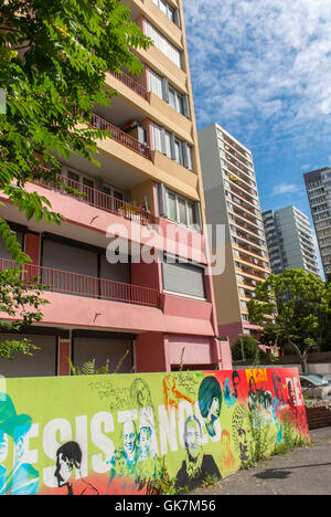 Bagnolet, France, murs de banlieue parisiens des années 1960, scène de rue, architecture moderne, projets de logement municipal Tours 'Capsulerie', logement de pauvreté france Banque D'Images