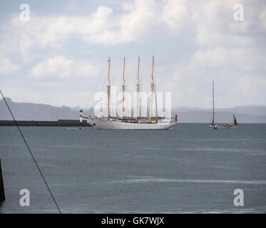 La Santa Maria Manuela, navigation dans la Penfeld, au cours de l'International Maritime de Brest 2016 Festival. Banque D'Images