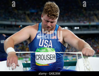 Rio de Janeiro, Brésil. Août 18, 2016. Ryan Crouser des États-Unis d'Amérique réagit au cours de la Men's lancer du poids final de l'athlétisme au Jeux Olympiques de Rio 2016 à Rio de Janeiro, Brésil, le 18 août, 2016. Credit : Wang Lili/Xinhua/Alamy Live News Banque D'Images