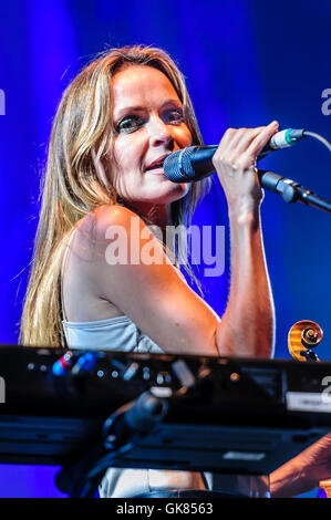 Belfast, Irlande du Nord. 18 août 2016 - The Corrs jouer Belsonic Festival Crédit : Stephen Barnes/Alamy Live News Banque D'Images