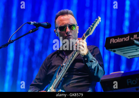 Belfast, Irlande du Nord. 18 août 2016 - The Corrs jouer Belsonic Festival Crédit : Stephen Barnes/Alamy Live News Banque D'Images