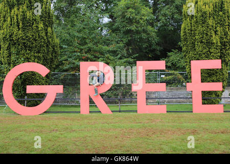 Brecon Beacons, Pays de Galles, Royaume-Uni. Août 18, 2016. Vues générales du festival 2016 Homme vert dans les Brecon Beacons, dans le sud du Pays de Galles Credit : Roger Garfield/Alamy Live News Banque D'Images