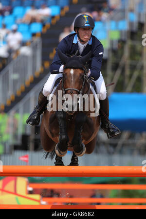 Rio de Janeiro, Brésil. Août 19, 2016. Henrik von Eckermann de Suède équitation YAJAMILA au cours de l'Equestrian Jumping Final individuel au cours de l'organisation des Jeux Olympiques de 2016 à Rio Centre Equestre Olympique Deodoro à Rio de Janeiro, Brésil, 19 août 2016. Photo : Friso Gentsch/dpa/Alamy Live News Banque D'Images