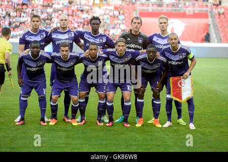 Prague, République tchèque. Août 18, 2016. L'UEFA Europa League. Le Slavia Prague contre Anderlecht. L'équipe d'Anderlecht © images claires et plus sport Action/Alamy Live News Banque D'Images