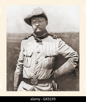 Theodore Roosevelt Jr., 1858 - 1919. Homme d'État américain, auteur, explorateur, soldat, naturaliste, et réformateur qui a été le 26e président des États-Unis. Vu ici tout en servant avec les Rough Riders pendant la guerre hispano-américaine en 1898. Banque D'Images