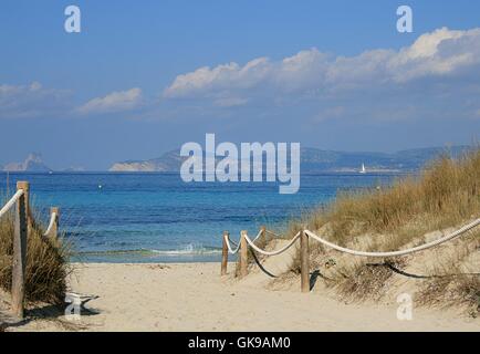 Formentera le chemin de la plage Banque D'Images