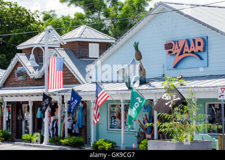 Florida Gulf of Mexico, Gulf Coast, Anna Maria Island, Bradenton Beach, centre-ville historique, Bridge Street, shopping shopper shoppers shopping magasins marché Banque D'Images