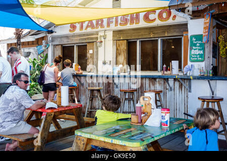 Floride, Sud, Golfe du Mexique, Cortez, village de pêche historique, Star Fish Company, restaurant restaurants repas manger dehors café cafés bistrot, Waterfr Banque D'Images