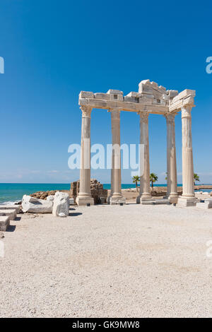 Temple d'apollon à côté,riviera turque Banque D'Images