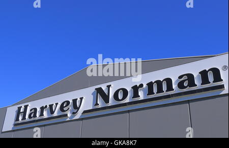 Harvey Norman, grand magasin détaillant basés en Australie de l'ordinateur de divertissement Mobilier et literie marchandises. Banque D'Images