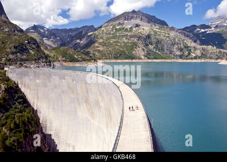 Lac de Barrage voûte d'Emosson Banque D'Images