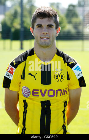 Football, Bundesliga, 2016/2017, Borussia Dortmund, press photo, prise de vue portrait, Christian Pulisic Banque D'Images