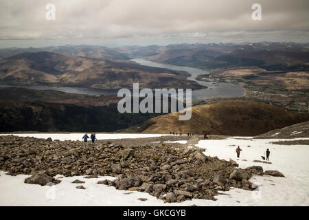 Grimpent sur Ben Nevis Banque D'Images