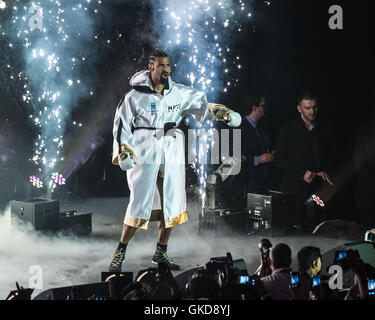 David Haye et Arnold Gjerjaj combat de boxe poids lourd dans l'O2 Arena de Londres. Avec : David Haye Où : London, Royaume-Uni Quand : 21 mai 2016 Banque D'Images