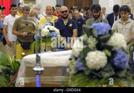 Les funérailles de l'acteur et réalisateur italien Bud Spencer tenue à Protomoteca Hall où : Rome, Italie Quand : 29 Juin 2016 Crédit : IPA/WENN.com **Uniquement disponible pour publication au Royaume-Uni, USA, Allemagne, Autriche, Suisse** Banque D'Images