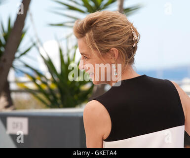 L'actrice Anne Consigny à photo film elle appel à la 69ème Festival du Film de Cannes Samedi 21 mai 2016, Cannes, France. Banque D'Images