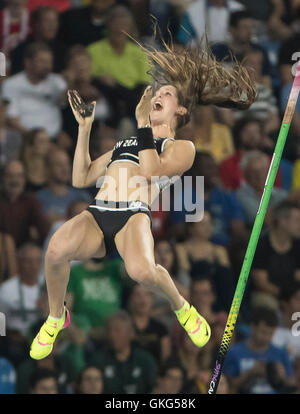 Rio de Janeiro, RJ, Brésil. Août 19, 2016. Athlétisme aux jeux olympiques : médaillé de bronze Eliza McCartney (NZL) réagir après l'élimination d'4,8m dans la Women's Vault dernier au Stade olympique (EngenhÃ£o) au cours de l'été jeux olympiques de Rio 2016. Crédit : Paul Kitagaki Jr./ZUMA/Alamy Fil Live News Banque D'Images