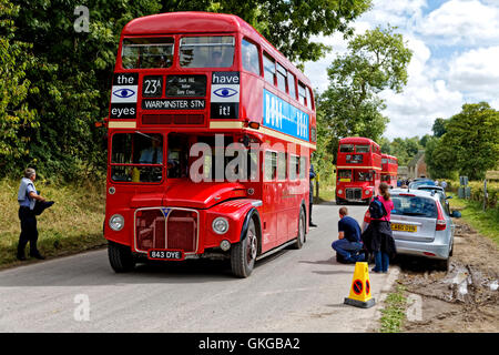 Jour Imberbus, Imber village, zone d'entraînement de la plaine de Salisbury, Wiltshire, Royaume-Uni. 20 août 2016 Crédit : Andrew Harker/Alamy Live News Banque D'Images