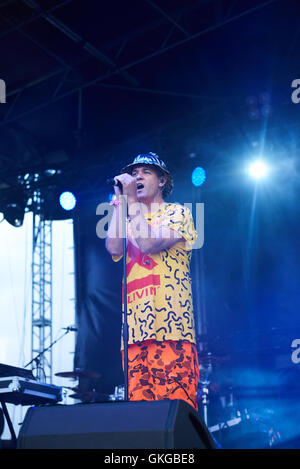 Sport a battu Festival, Gloucester, Gloucestershire, 20 août 2016. Band EMF, chanteur James Atkin. Crédit : Daniel Fisher/Alamy Live News Banque D'Images