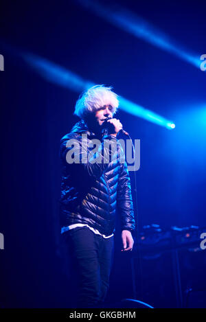 Sport a battu Festival, Gloucester, Gloucestershire, 20 août 2016. Les charlatans, Chanteur Tim Burgess Crédit : © Daniel Fisher/Alamy Live News Banque D'Images