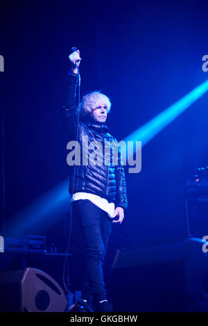 Sport a battu Festival, Gloucester, Gloucestershire, 20 août 2016. Les charlatans, Chanteur Tim Burgess Crédit : © Daniel Fisher/Alamy Live News Banque D'Images