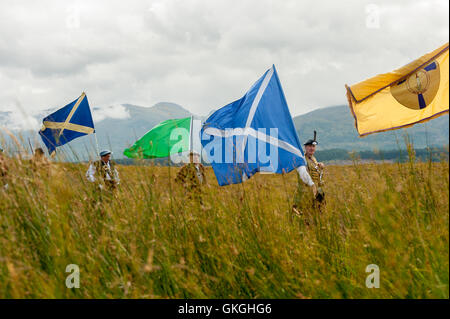 Mars Jacobite à haut pont célébrant la zone où les premières balles ont été trouver pendant la rébellion de 1745 Ecosse highlands Banque D'Images