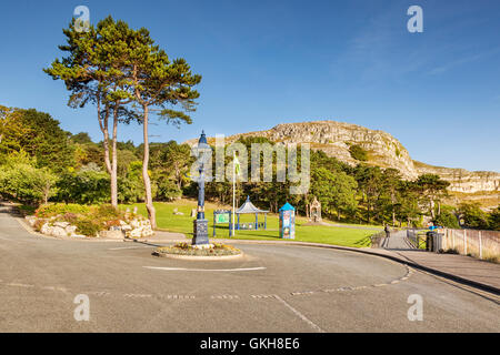 Happy Valley Gardens et le Great Orme, Llandudno, Conwy, Pays de Galles, Royaume-Uni Banque D'Images