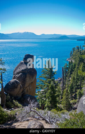 Point de vue Rubicon dans D.L. Bliss State Park, Californie Banque D'Images