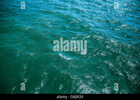La texture de l'eau de l'océan Banque D'Images