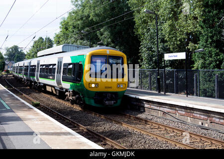 London Midland train à Chester Road, Birmingham, UK Banque D'Images