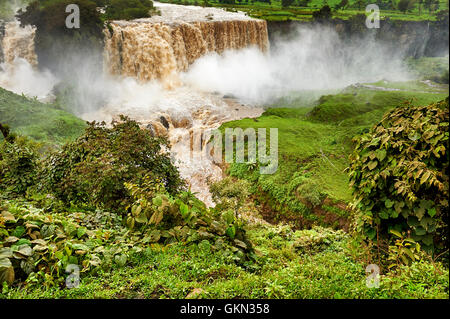 Chutes du Nil bleu, l'ETHIOPIE - SEPT 13, 2013 : Tis Issat ou Tissisat. Chutes du Nil bleu. Poèmes Etiopia. Africaethiopia, Afrique Banque D'Images