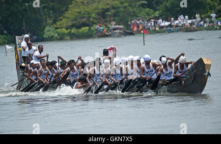 L'image du participant, l'aviron, Snake bateau , bateau de Nehru, le jour de la course, Allaepy Punnamda Lake, le Kerala Inde Banque D'Images