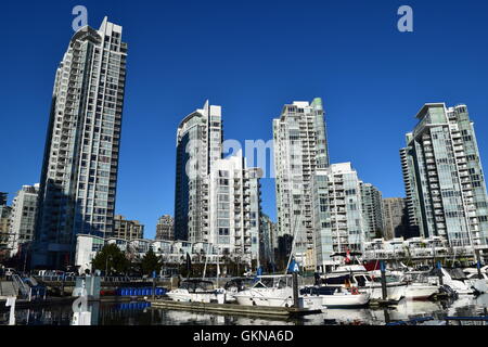 Marina à False Creek, Vancouver (C.-B.), Banque D'Images