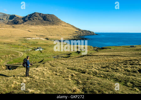 Dans Ruinsival les montagnes Cuillin Rhum et Harris Bay, plus de Glen Harris, à l'île de Rum, Ecosse, Royaume-Uni Banque D'Images